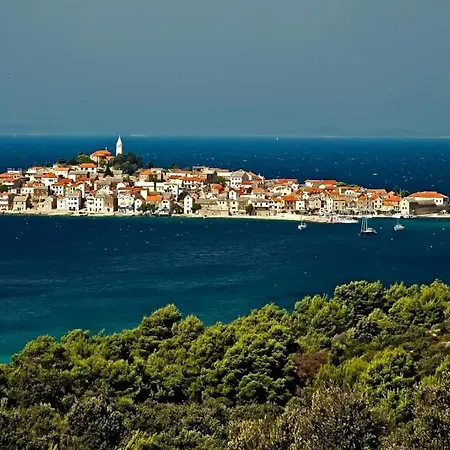 Apartment In With Sea View, Terrace, Air Conditioning, Wi-fi Razanj