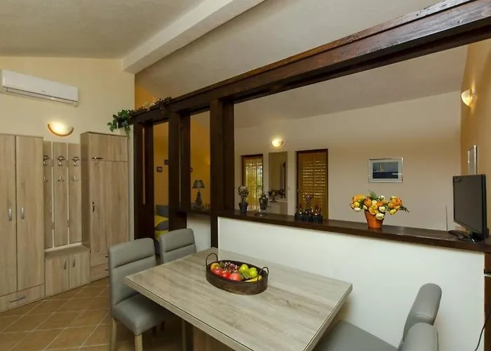 Daire In With Sea View, Terrace, Air Conditioning, Wi-fi Ražanj