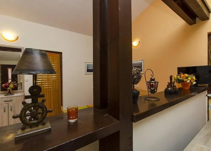 In With Sea View, Terrace, Air Conditioning, Wi-fi Ražanj