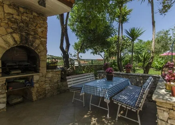 Daire In With Sea View, Terrace, Air Conditioning, Wi-fi