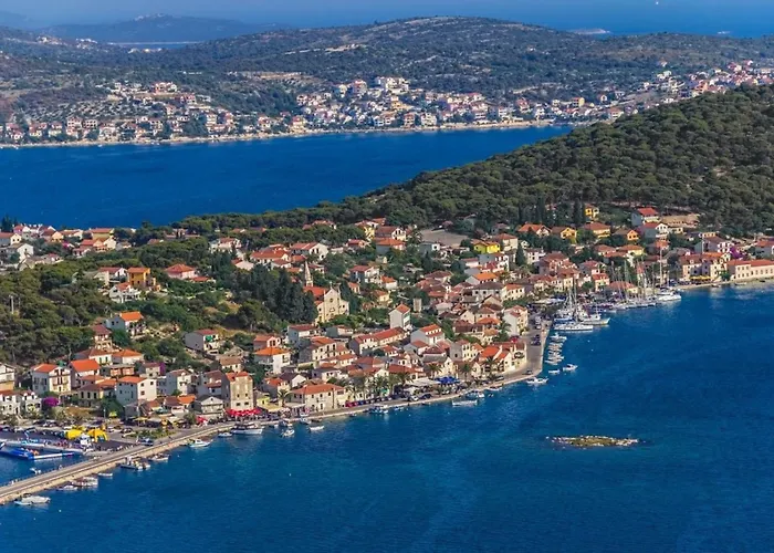 Daire In With Sea View, Terrace, Air Conditioning, Wi-fi Ražanj