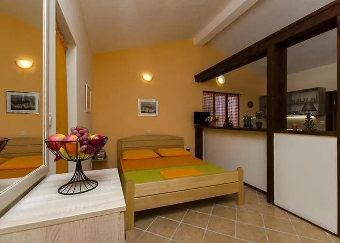 Daire In With Sea View, Terrace, Air Conditioning, Wi-fi Ražanj